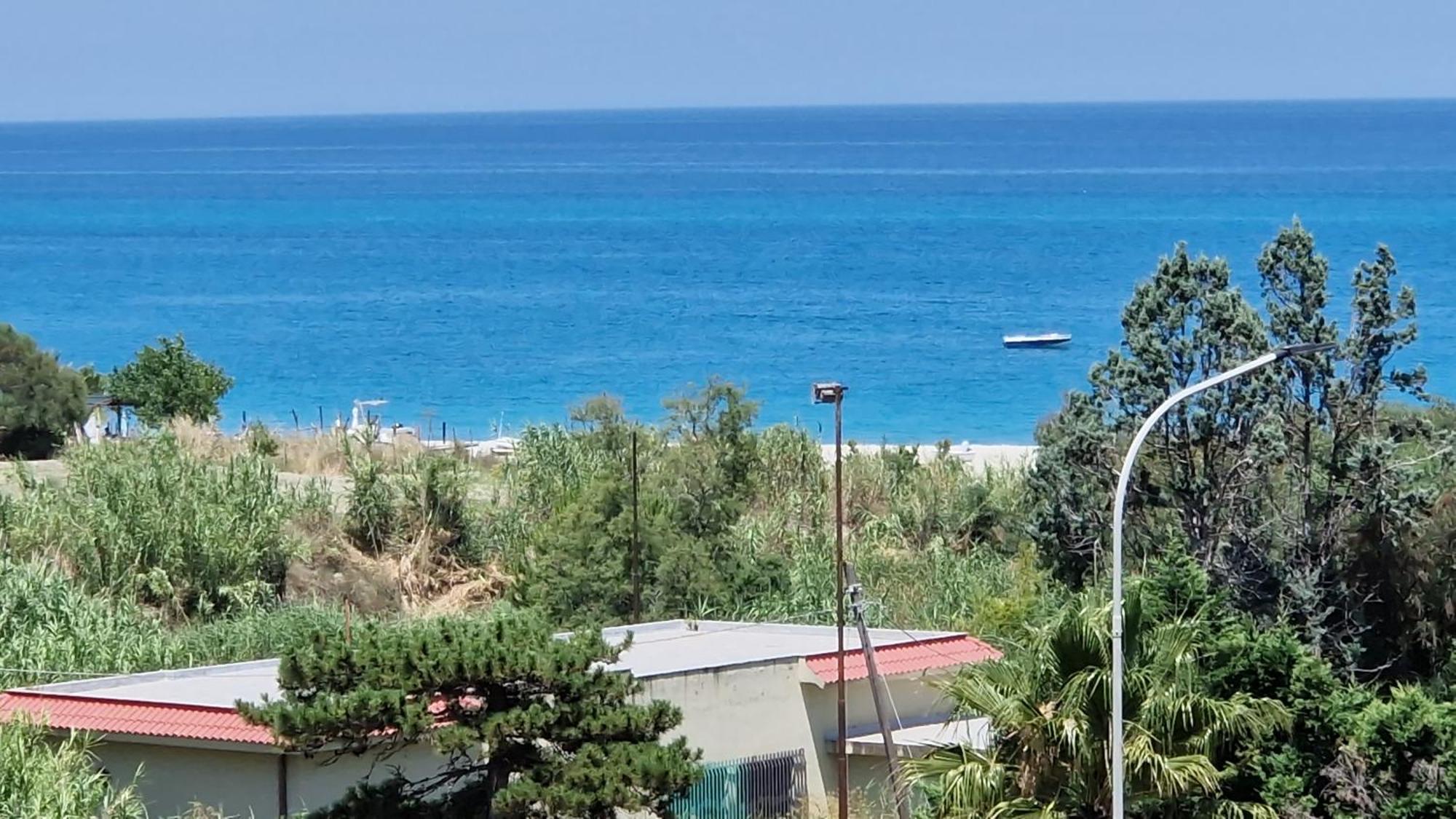 Nina'S House 4 A 300 Mt Dal Mare Apartment Santa Caterina Dello Ionio Marina Luaran gambar